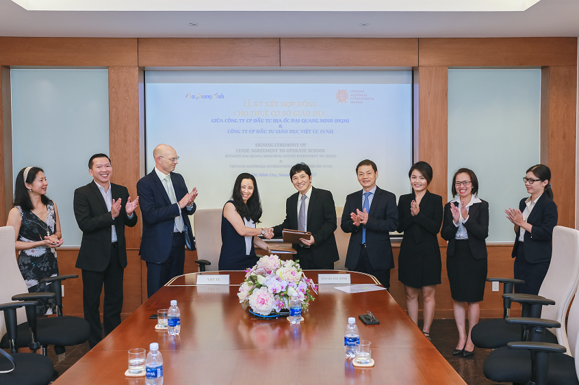 Dai Quang Minh Corporation have signed the lease agreement to operate school with Vietnam Australia International Education Jsc (VAS)